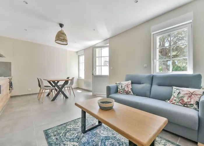 4 Personnes Entree Le Touquet Avec Terrasse Et Jardin *